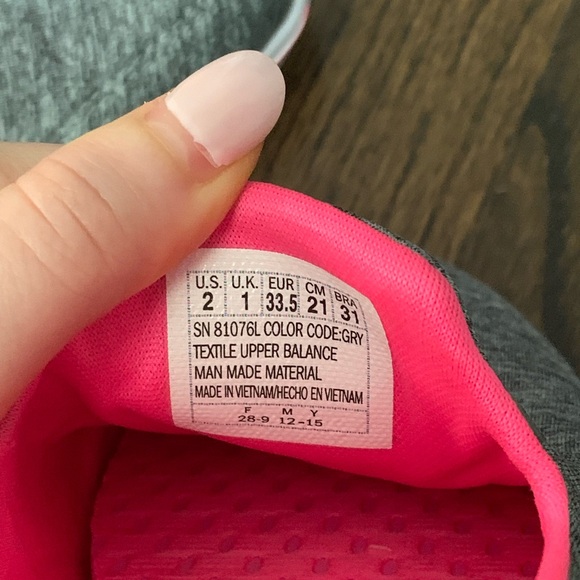 New Skechers Go Walk 3 Gray & Pink Girls Size 2 - Picture 10 of 12